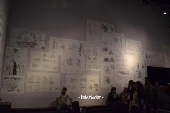 Ruangan penuh gambar teknik